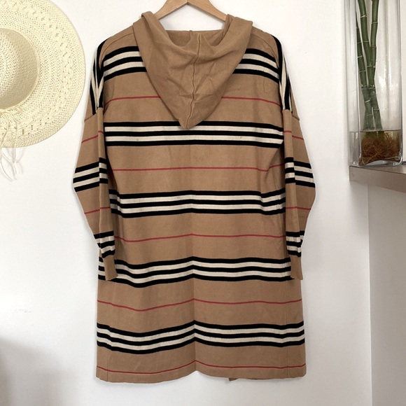 Women’s cardigan with hood, Medium size, W20.5, L30. - Picture 4 of 7